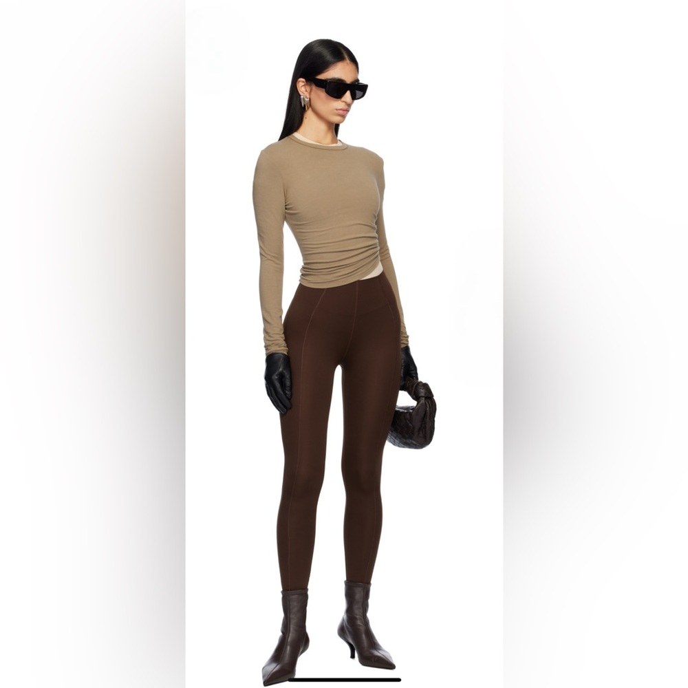 SSENSE EXCLUSIVE SKIMS X NORTH FACE COLLAB LEGGINGS